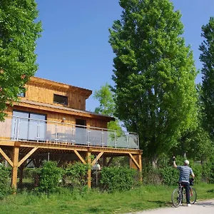 Kanopee Village Camping